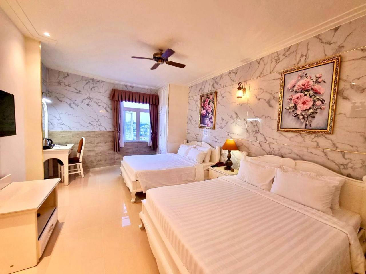 Tulip Hotel 3 Далат Экстерьер фото