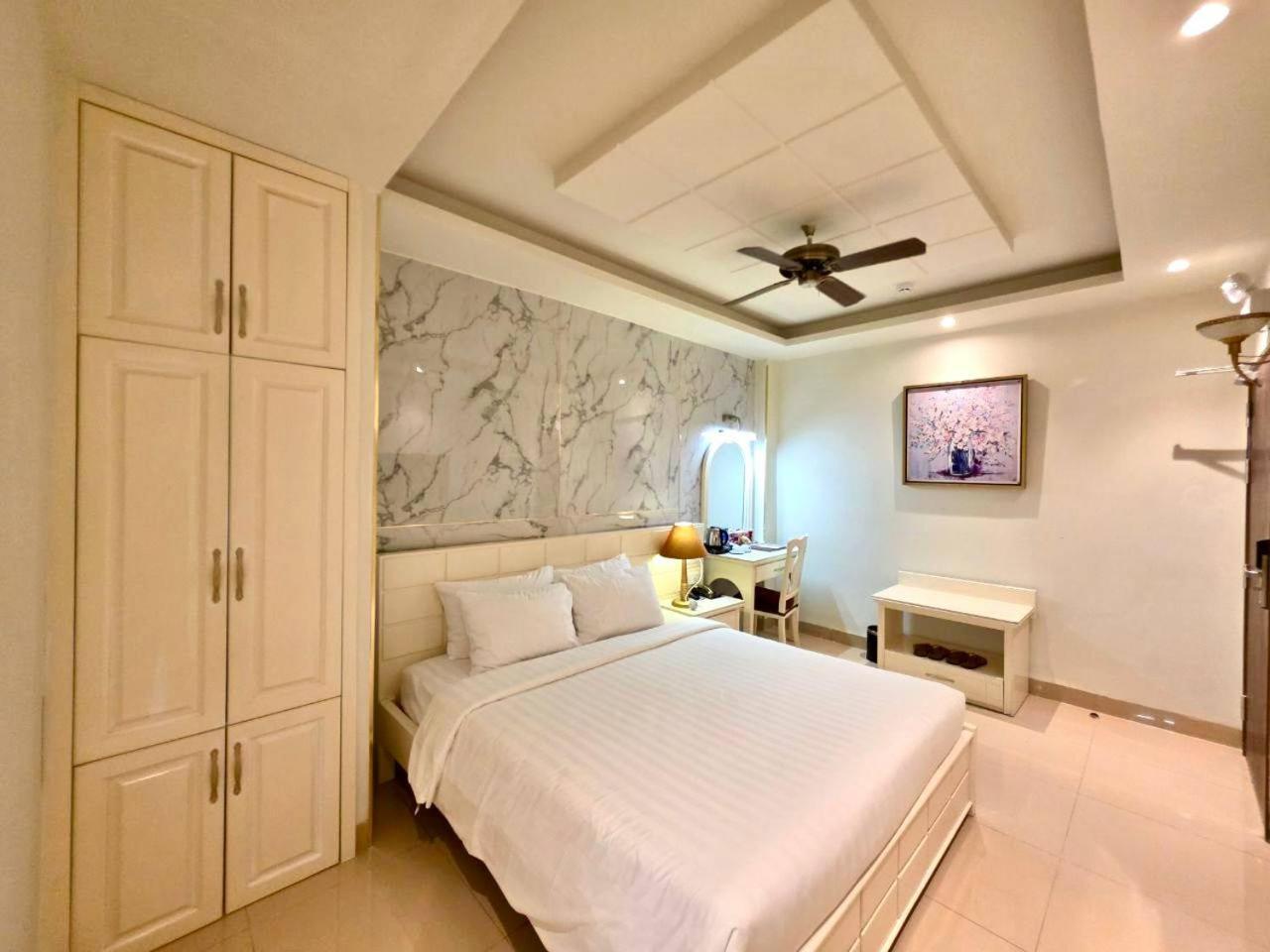 Tulip Hotel 3 Далат Экстерьер фото